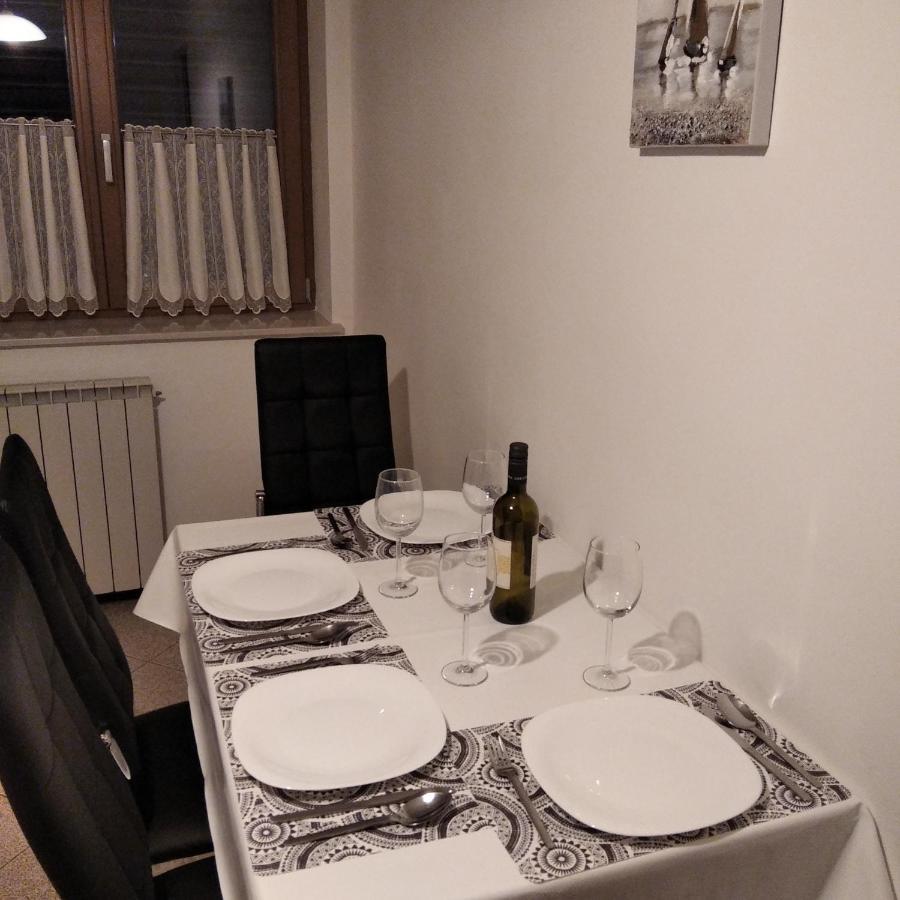 Apartma Nona Roza Zgornje Skofije Exterior photo