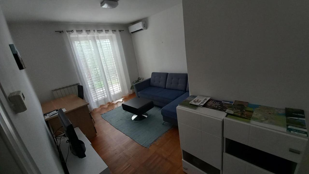 Apartma Nona Roza Zgornje Skofije Exterior photo